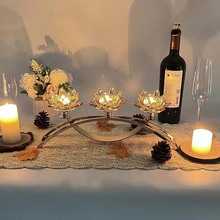 跨境爆款亚马逊婚礼餐桌摆件烛光晚餐道具亚马逊三头玻璃莲花烛台