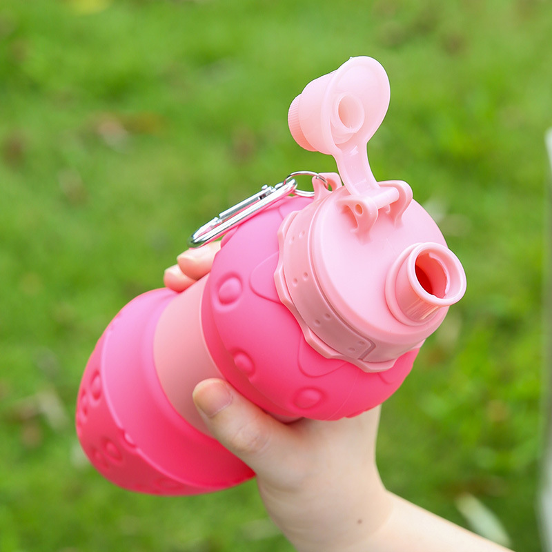 New Platinum Silicone Folding Children's Sports Bottle Cross-Border Strawberry Retractable Water Bottle Water Bottle