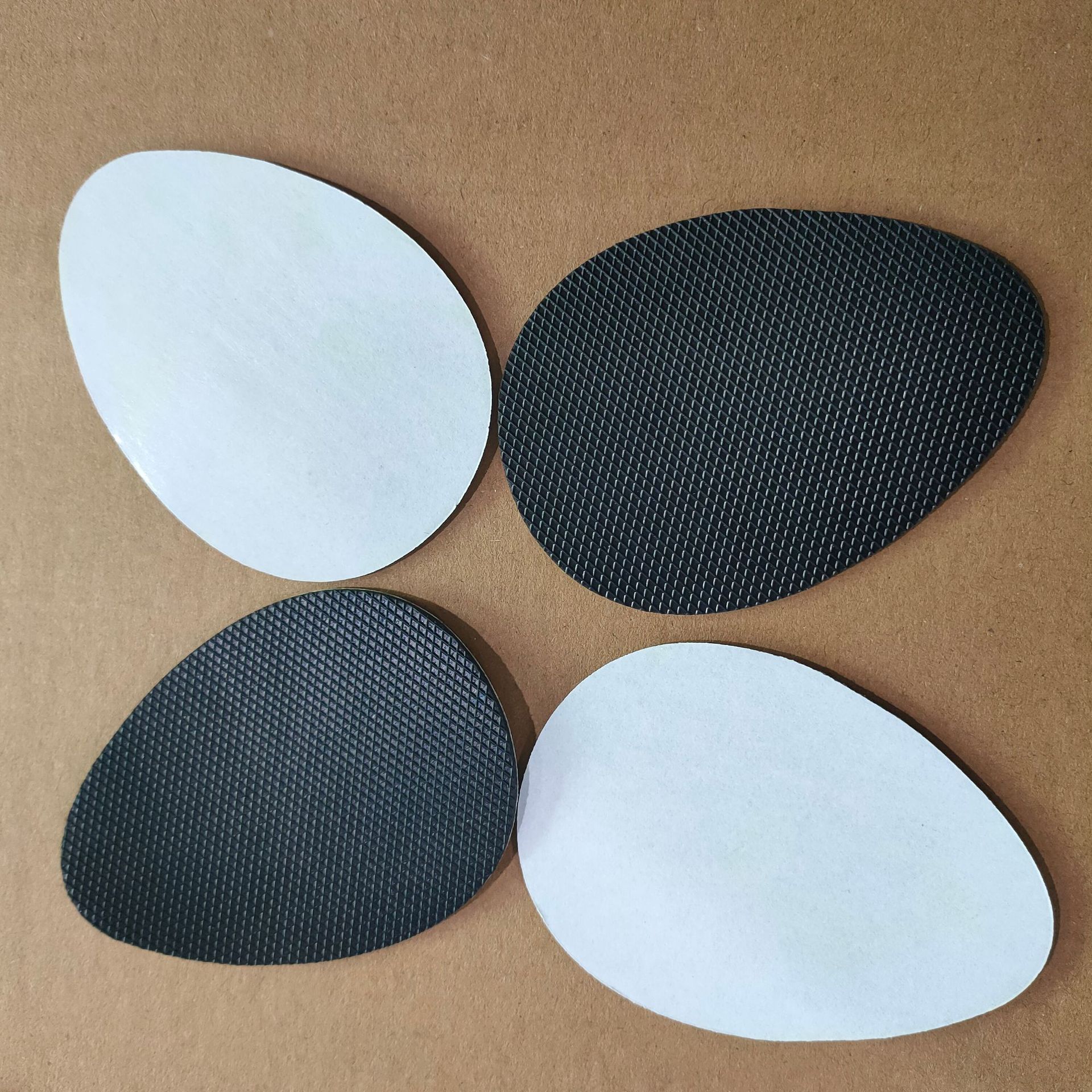 自粘前掌止滑贴消音贴耐磨牛筋胶鞋底防滑贴高跟鞋底格纹 橡胶垫