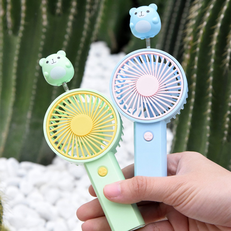 2023 New Cute Bear Mini Little Fan with Base USB Charging Children Handheld the Hokey Pokey Electric Fan