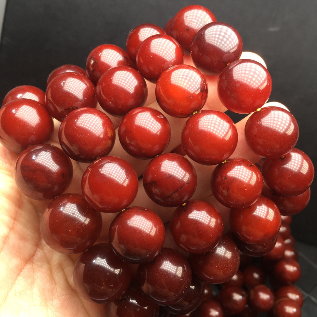 工厂直销精美琥珀蜜蜡天然鸡油红蜜蜡精美老蜜圆珠手串活动款