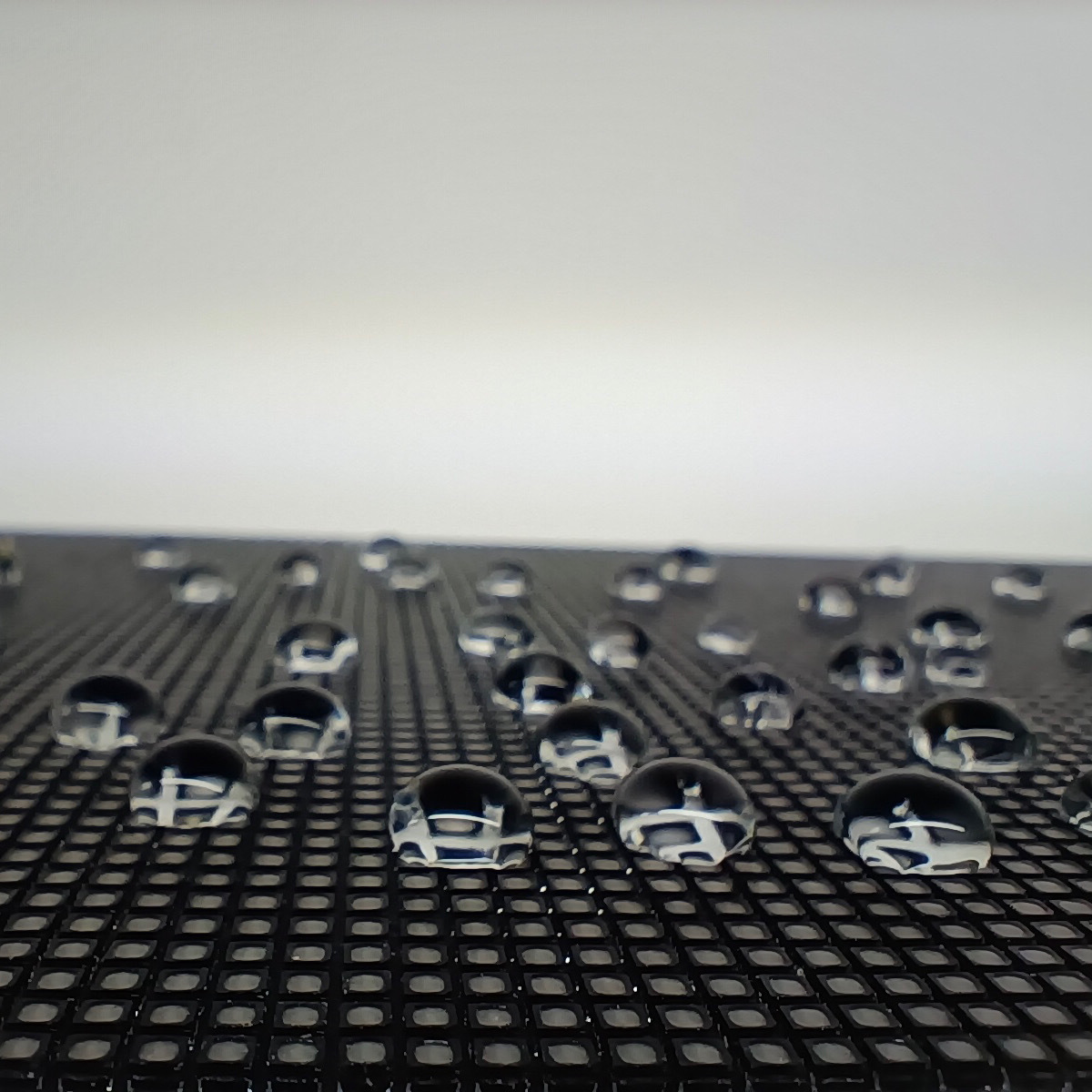 led显示屏小间距镀膜防水涂层防潮抗腐蚀超薄纳米涂料免费拿样