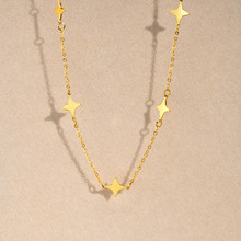 欧美跨境女士小众饰品批发 不锈钢全光五个四角星心形项链18K金色
