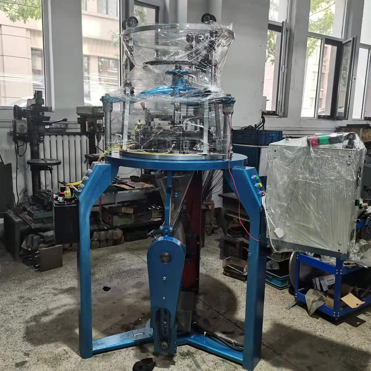 工厂直销大尺寸金属丝网编织机可编织不锈钢丝和各类金属丝