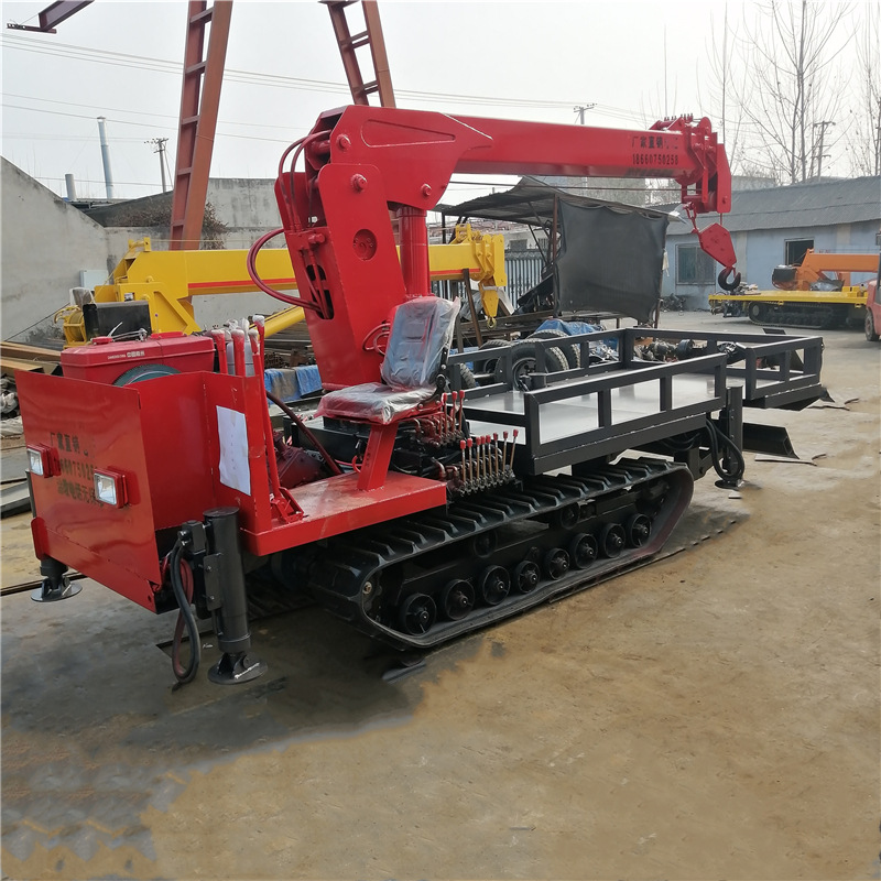 爬爬车干活视频 履带移树吊机 吊树车履带随车吊