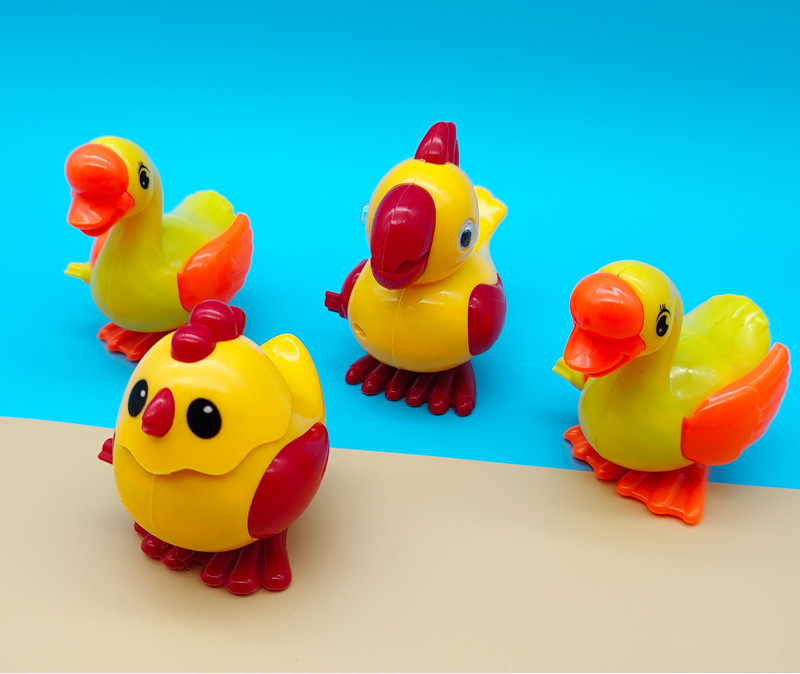 上链发条小鸡上弦发条玩具上链条跳跳鸭子套圈地摊两元店玩具批发