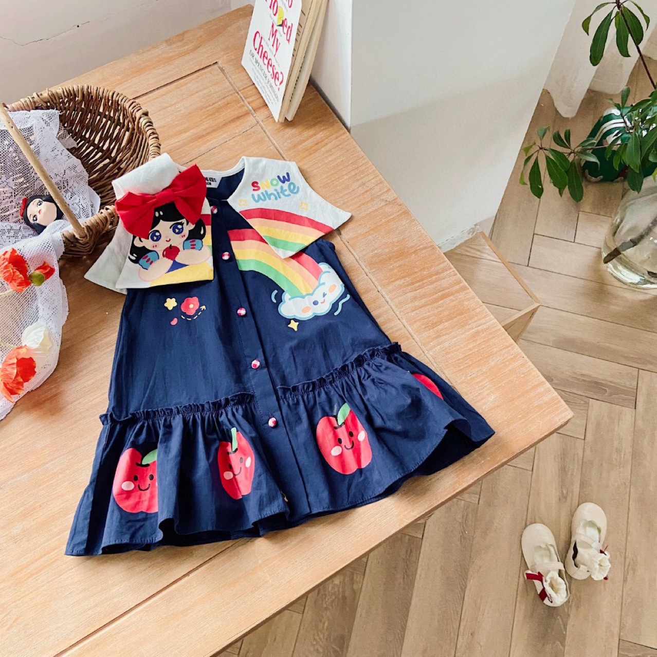 kmm0421 女童藏蓝色白雪公主翻领连衣裙