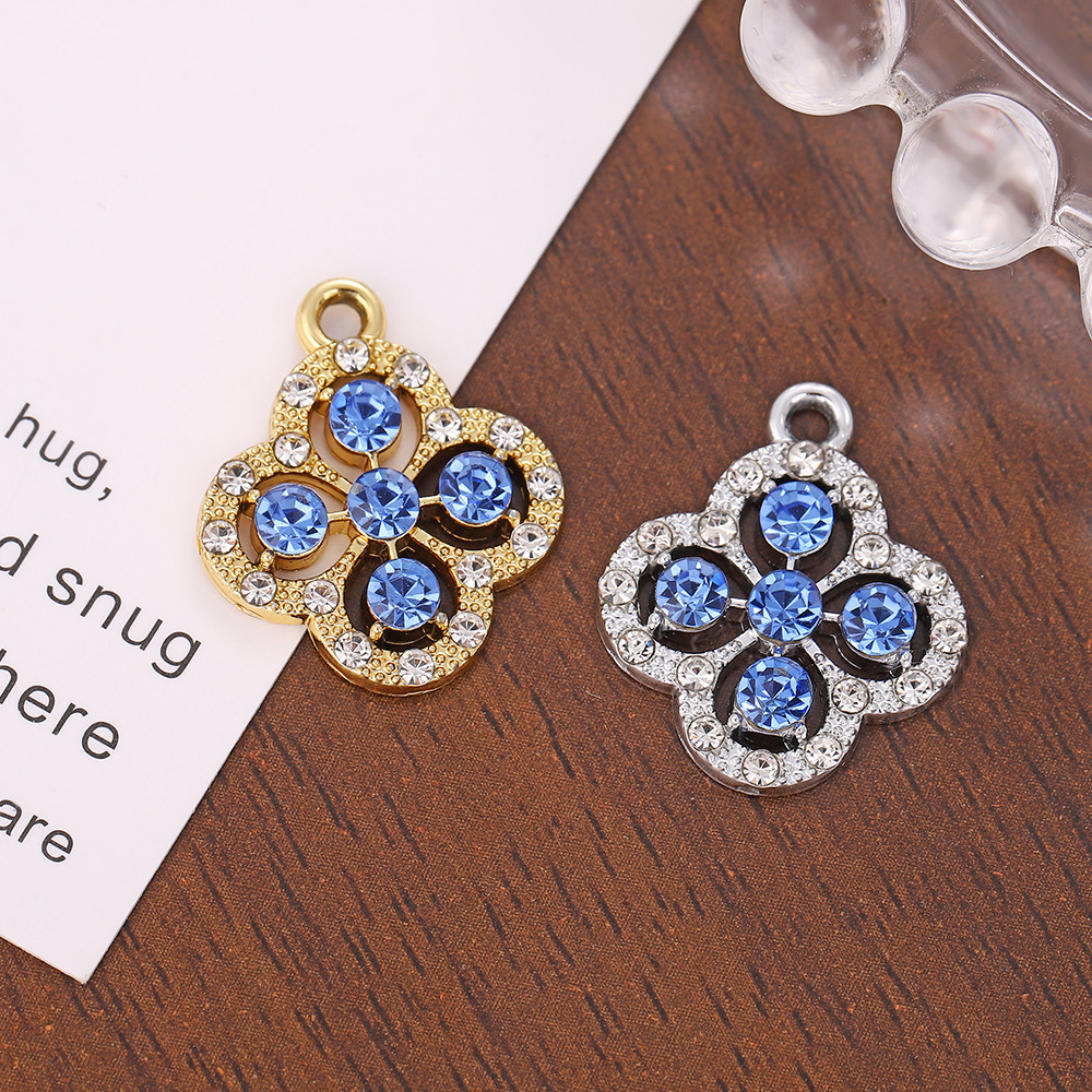 幸运四叶金白项链吊坠女莫比乌斯蝶梦锆石diy饰品吊坠饰品配件