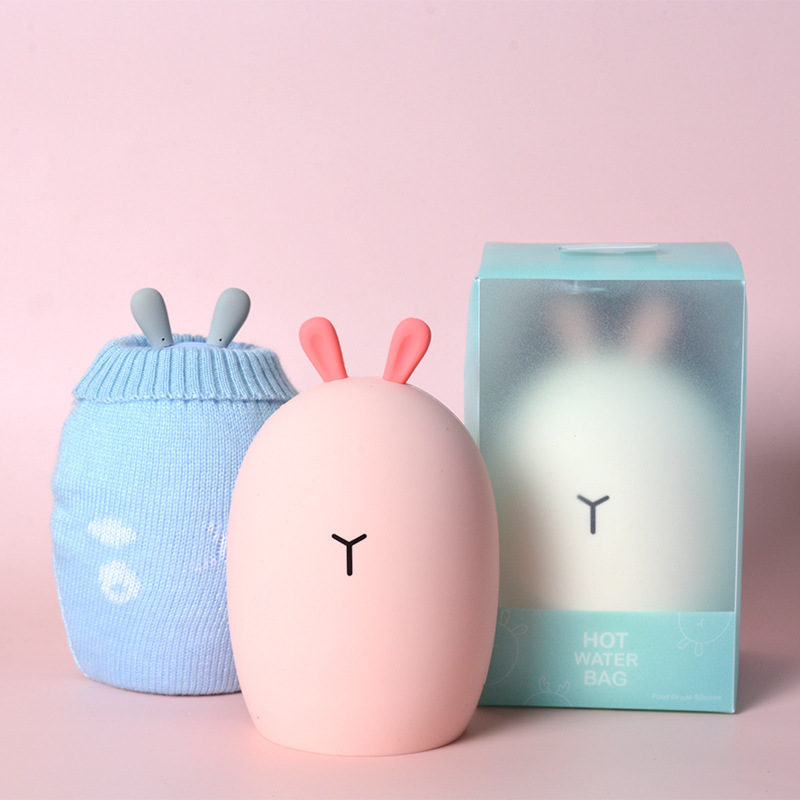 可爱小兔暖水袋可爱暖手宝宝学生注水小号暖脚随身小型硅胶暖水袋