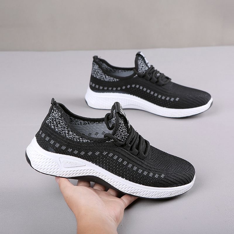 Mesh Flying Line Coconut Knitted Shoes 2023 Sports Men's Shoes Men's Casual Breathable Summer Mesh Running Shoes New