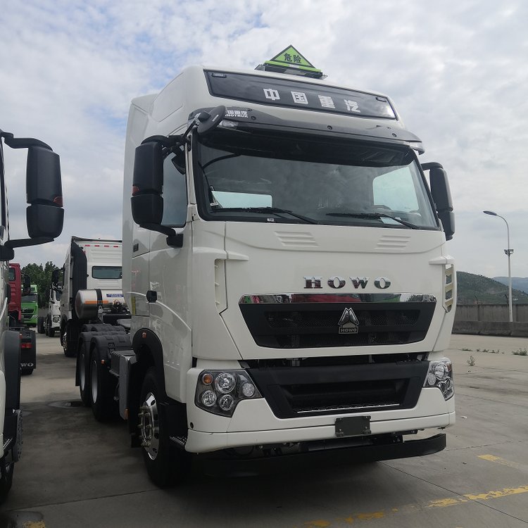 中国重汽豪沃t7h曼发动机440马力危险品牵引车-阿里巴巴