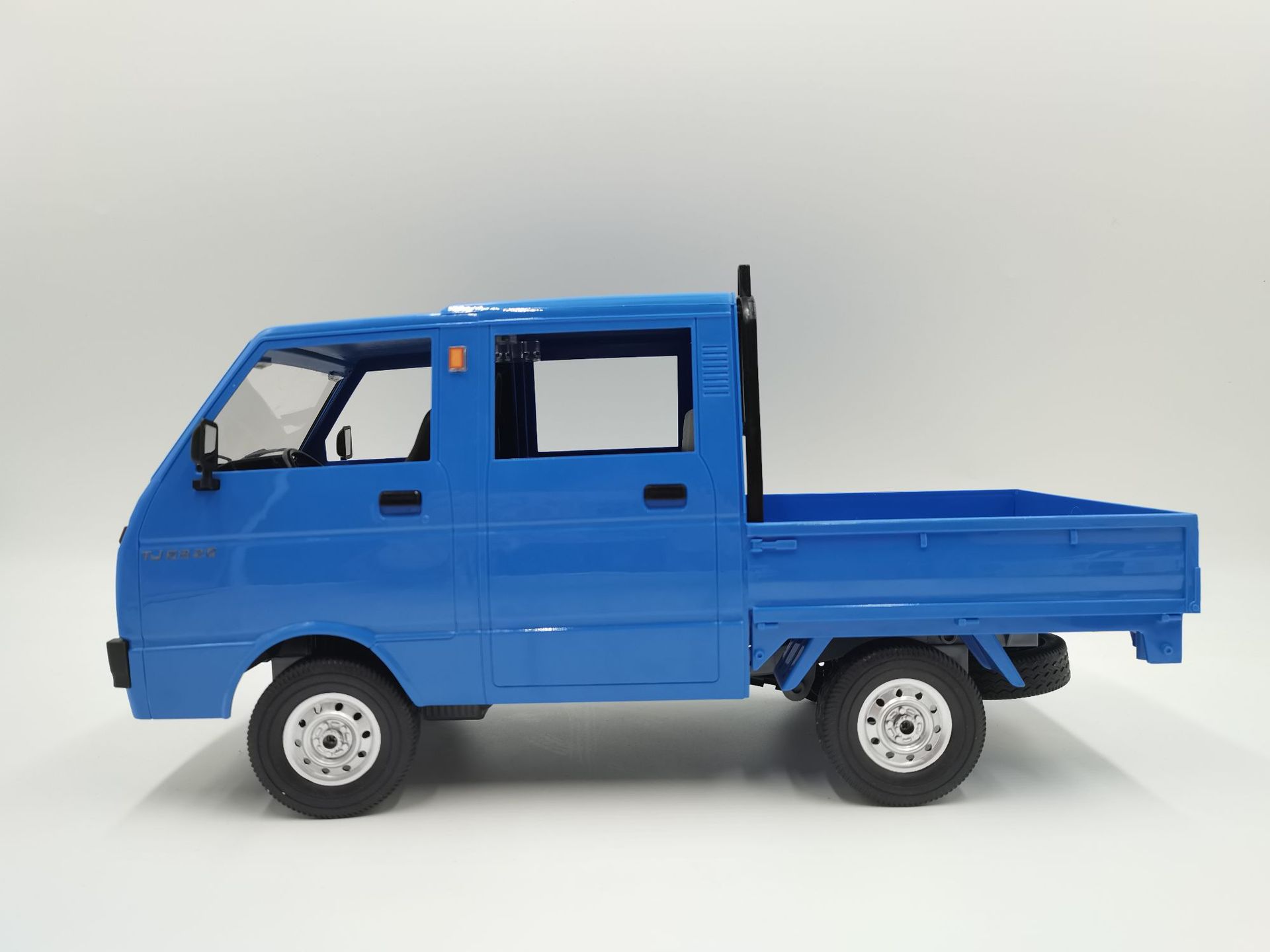 顽皮龙d32 车模遥控跨境玩具车 1:10还原天津大发面包车载货车