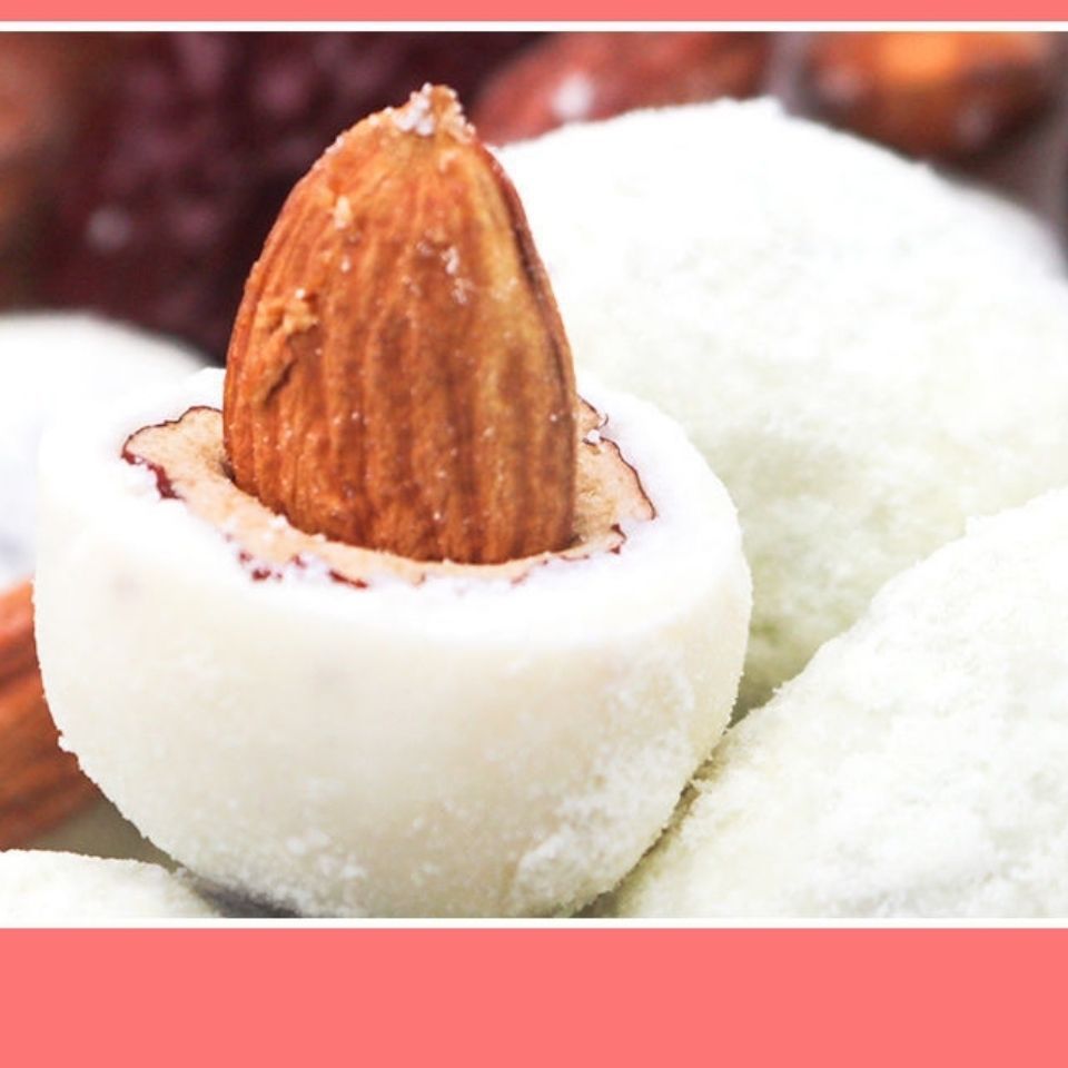 网红奶枣夹巴旦木仁一箱奶酪枣巴旦木奶枣夹心枣批发休闲零食批发