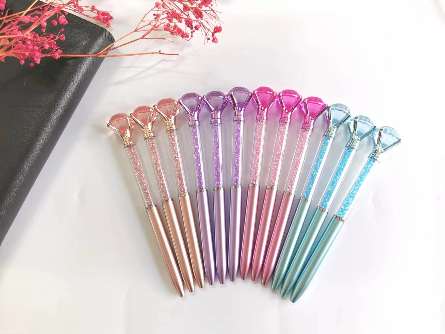 水晶钻石圆珠笔 创意大钻笔 礼物笔 高颜值女生笔 批发学生笔