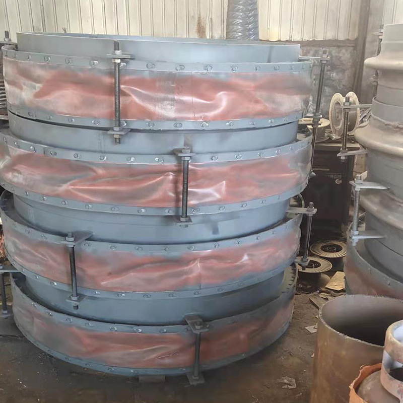 现货供应圆形非金属蒙皮柔性补偿器 定制焊接织物耐高温烟风道