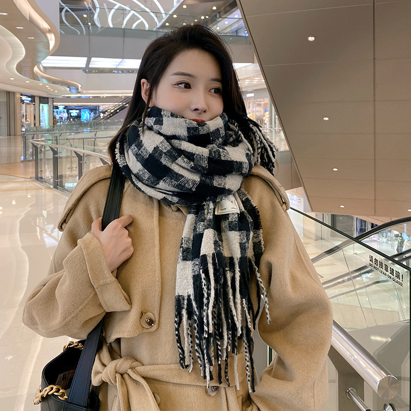 Plaid Scarf Women's Autumn and Winter New Korean Retro Shawl Japanese Style Students Cashmere-like Warm Fringe Bib Wholesale