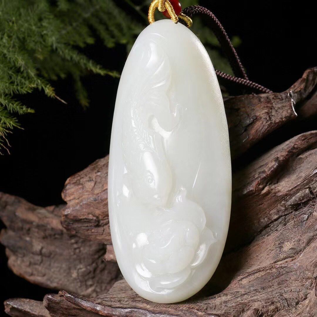 新疆和田玉羊脂白玉籽料原石鱼把件年年有余手玩件吊坠送证书挂件