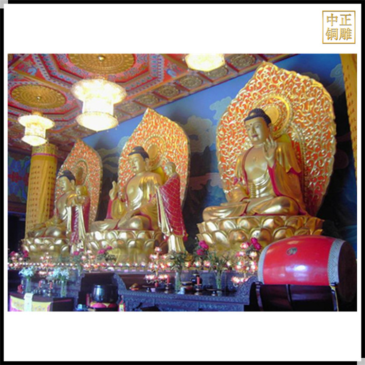 寺庙三宝佛图.jpg