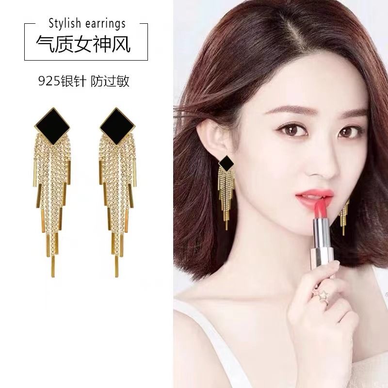 Factory Direct Sales New Rhinestone Long Fringe Earrings Korean Online Influencer Eardrops Slimming Fashion Temperament Super