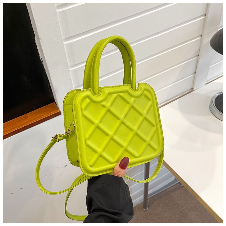 Fresh Solid Color Small Handbags 2022 New Trendy Spring and Summer This Year Popular Western Style Shoulder Crossbody Small Square Bag