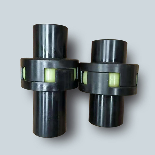 定制梅花垫三爪连轴器 45钢水泵连接靠背轮大扭矩 三爪弹性联轴器