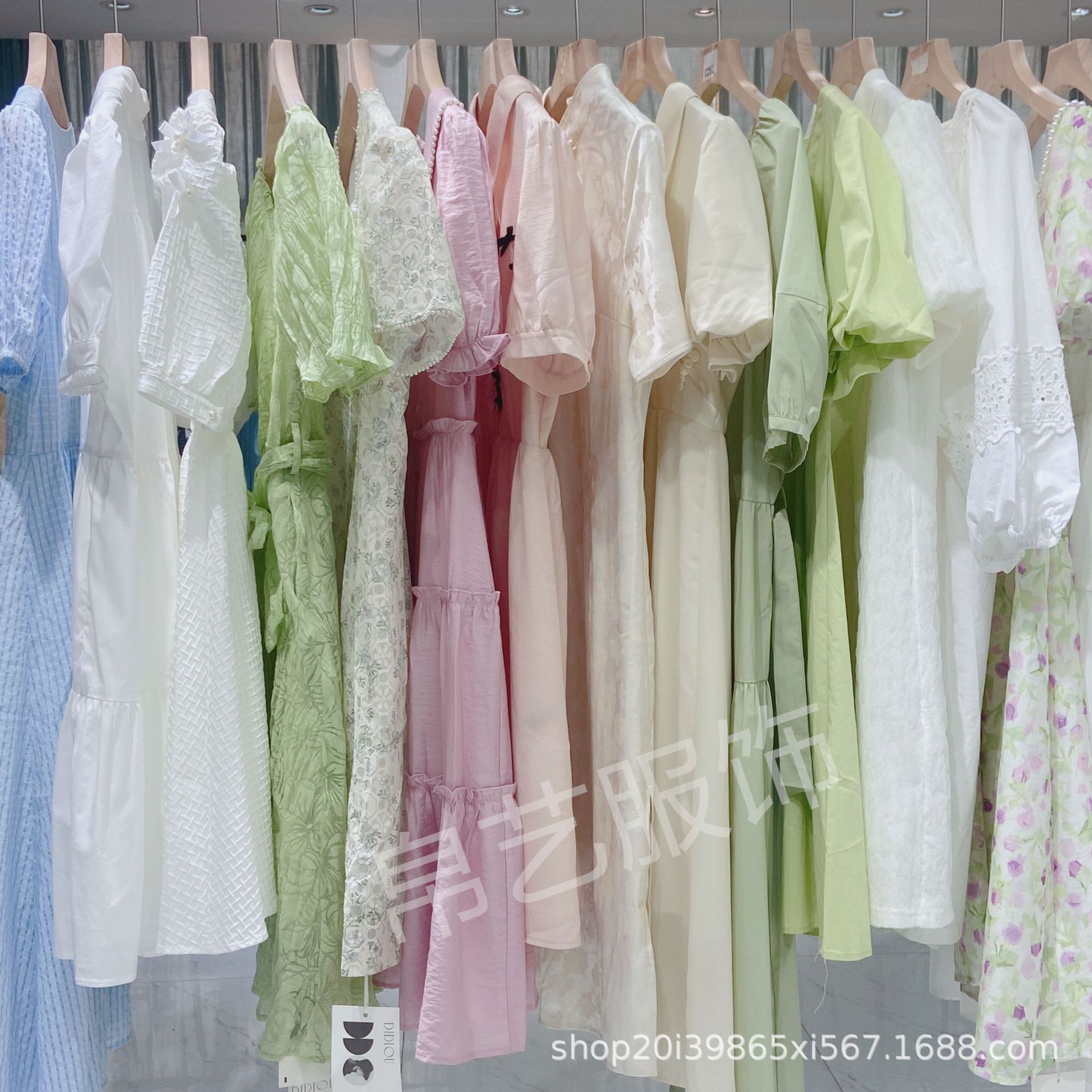 Product Image Gallery