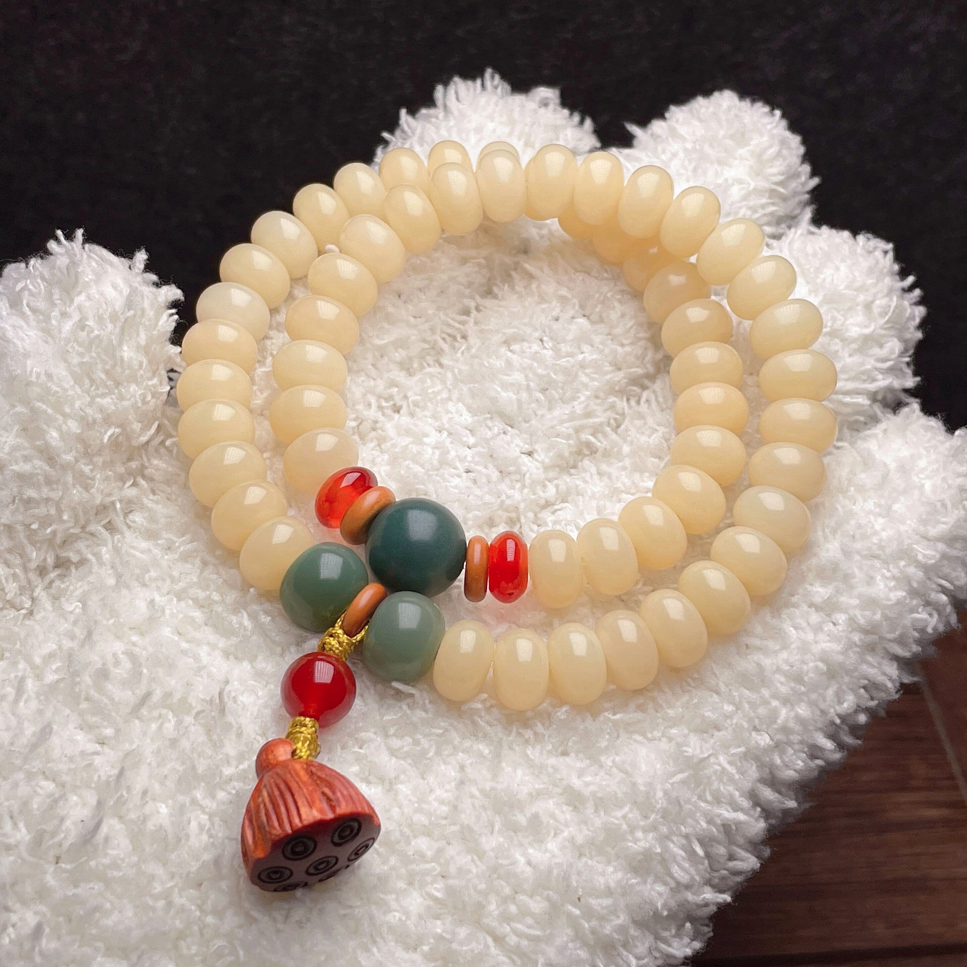 Cream Topaz Bodhi Bracelet Bracelets for Men and Women Buddha Beads Crafts Bodhi Abacus Beads Double Circle Crafts Lotus Seedpod