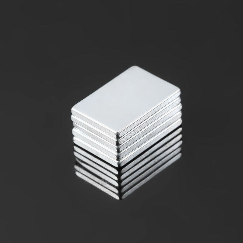 强力磁铁方形钕铁硼强磁镀锌银色长方形吸铁石五金配件工业强磁钢