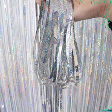 镭射彩带节舞台装饰流苏雨丝帘背景墙生日布置派对条丝带气球代。