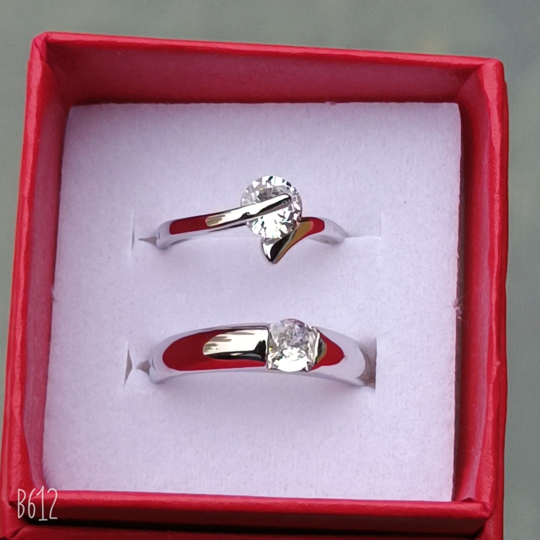 盒装情侣戒指开口锆石爱心对戒结婚男女钻戒情侣饰品戒子批发