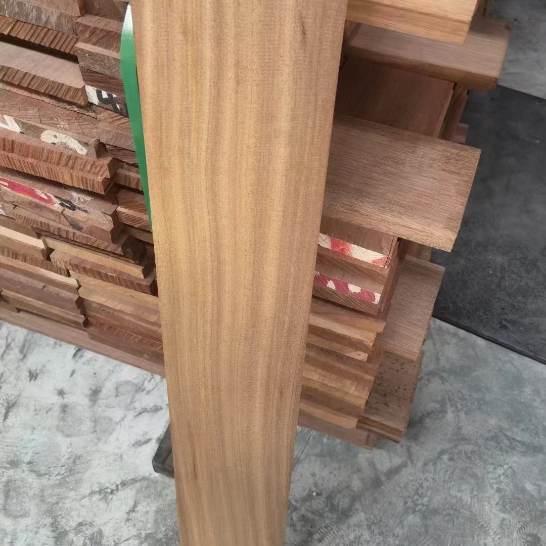 南美柚木 双柱苏木板材 南美黑檀木南美菠萝格板材