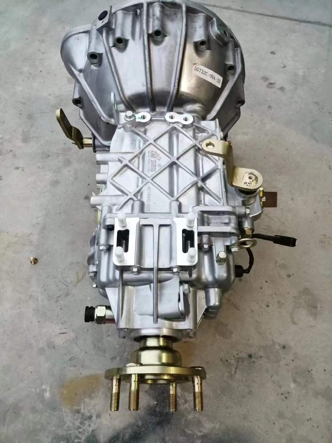 5档变速箱波箱总成wly5g32b-04a-00福田轻卡欧马可5g32变速箱