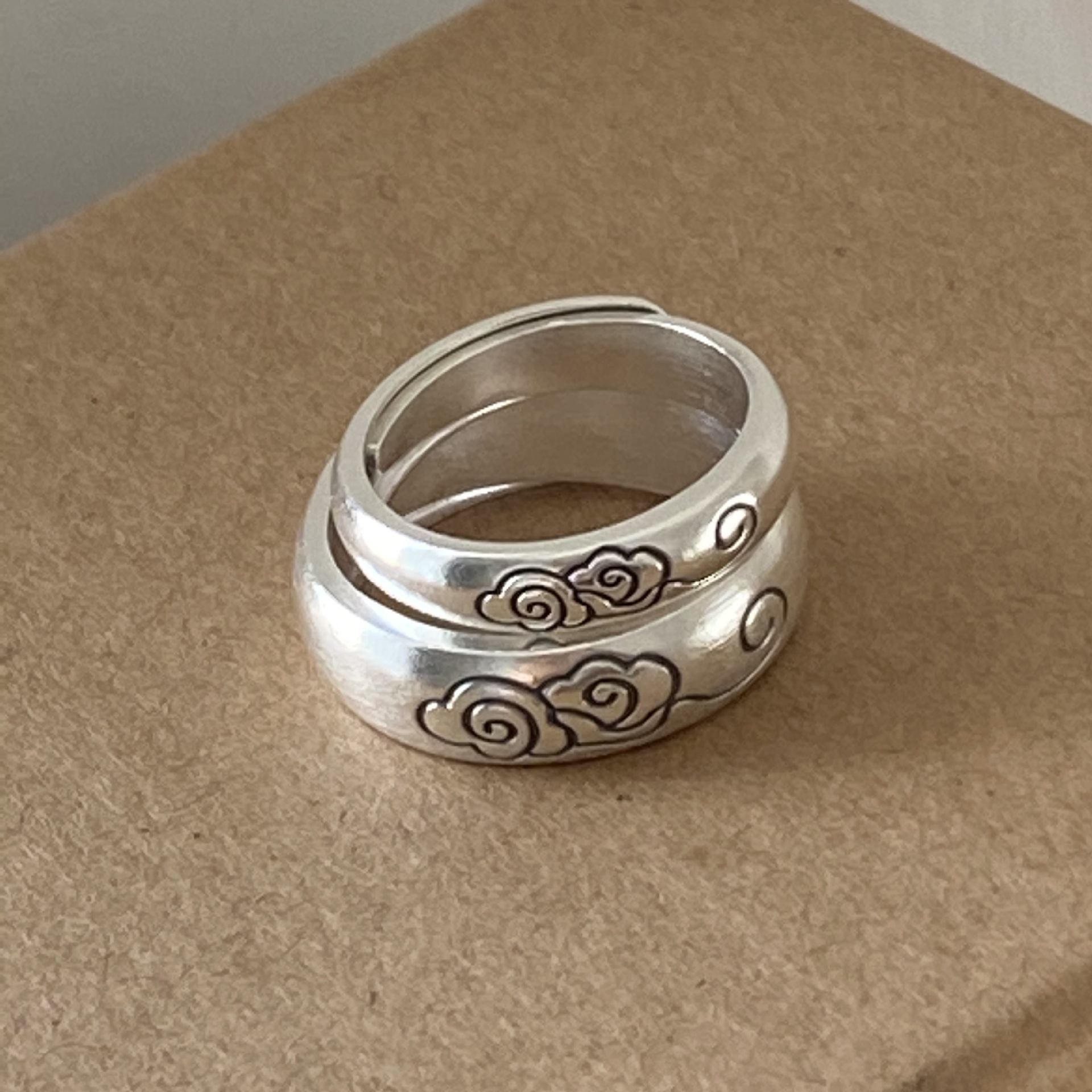 s999纯银古法戒指女复古情侣戒指环祥云男女对戒活口可调节戒指环