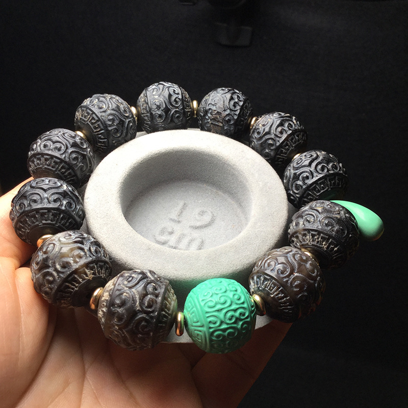 黑牛角回纹珠手串配菱镁矿松石 心形回纹男款手链一件代发