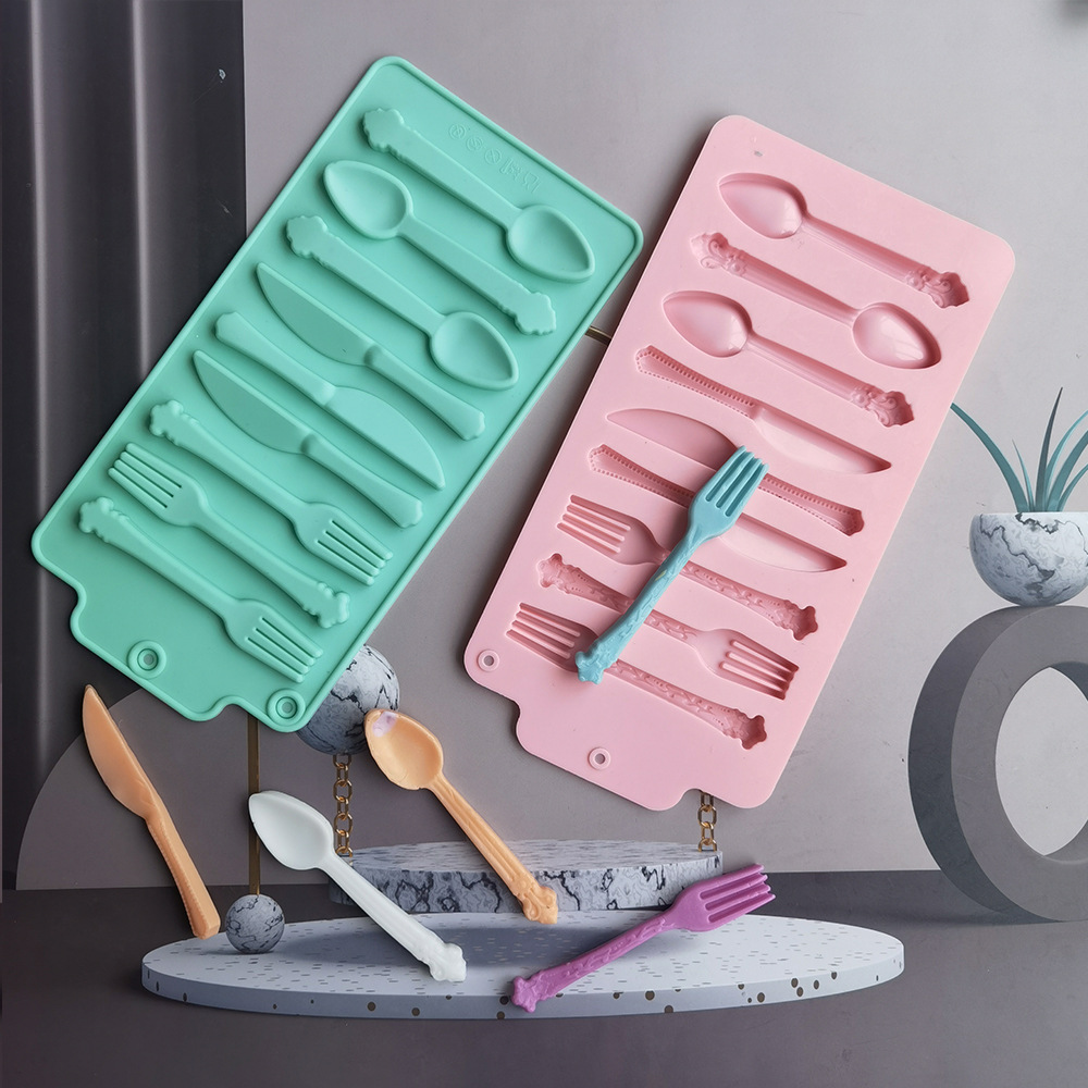 Knife and Fork Chocolate Silicone Chocolate Mold Insert Candle Fondant Epoxy Cookie Cutter Jelly/Pudding Mold