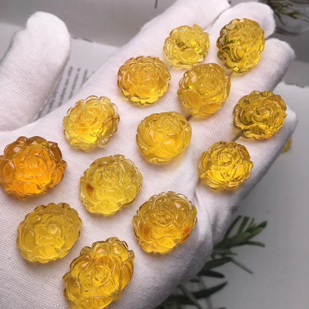 原矿琥珀蜜蜡 俄料蜜蜡牡丹花吊坠净水玫瑰花雕刻diy配件 批发