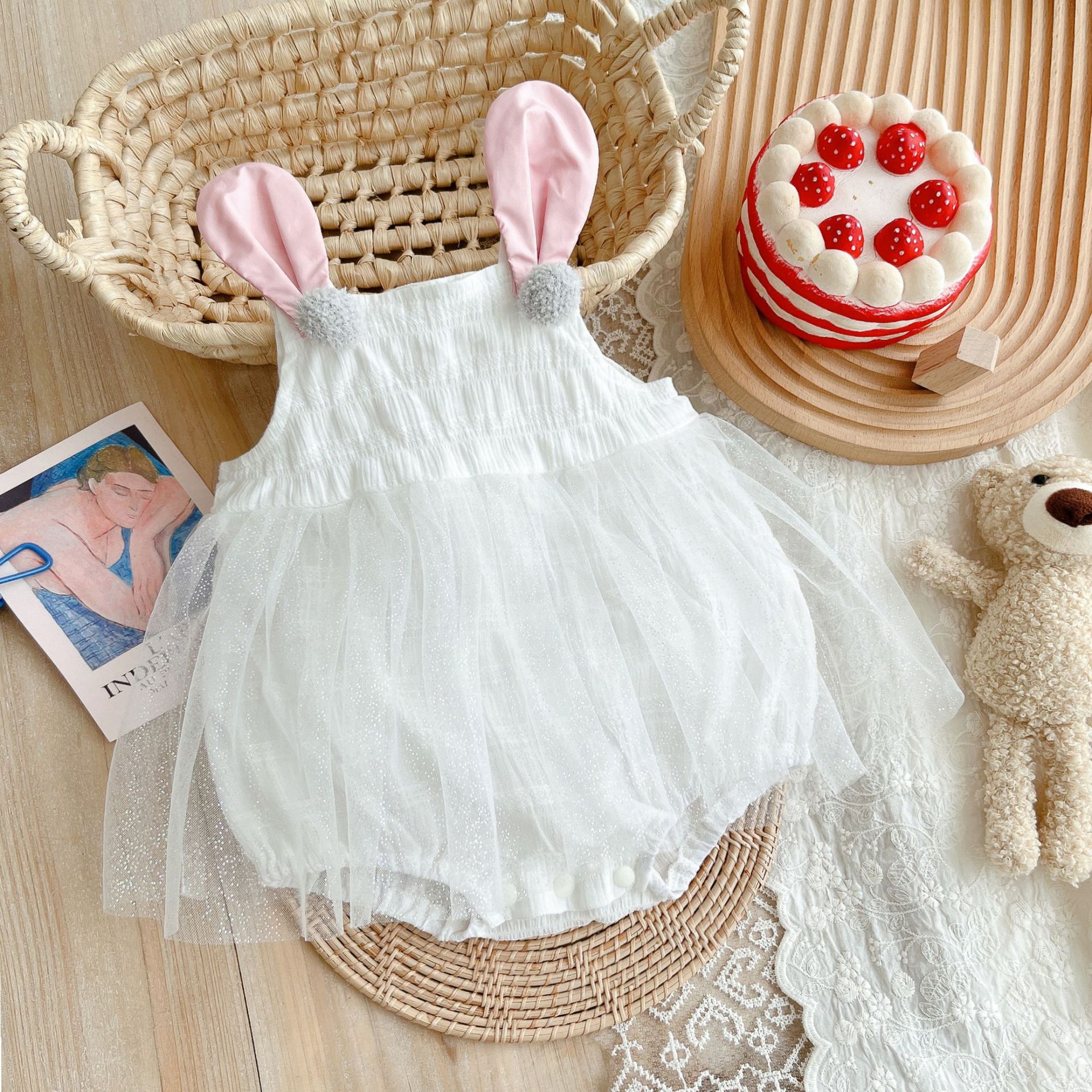 女宝宝连衣裙公主婴儿夏装哈衣裙小女孩周岁礼服夏季吊带裙子连体