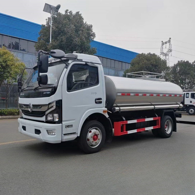 出口东风多利卡5方鲜奶运输车食用级不锈钢液体罐式 出口中亚五国