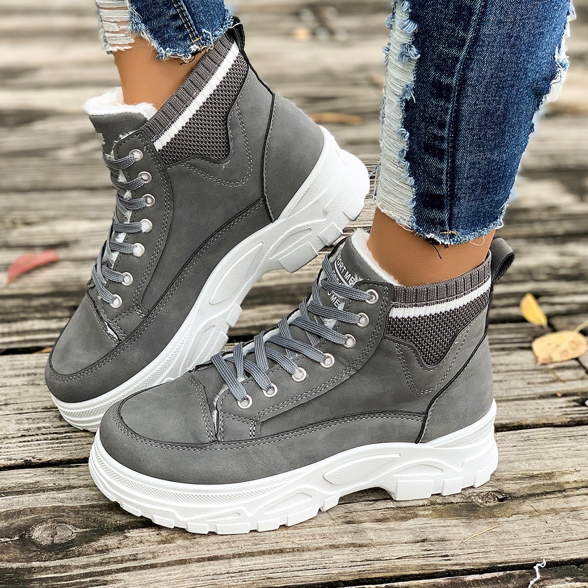 2024年冬季新款加绒加厚高帮女靴子欧美大码加绒保暖棉鞋厚底靴子