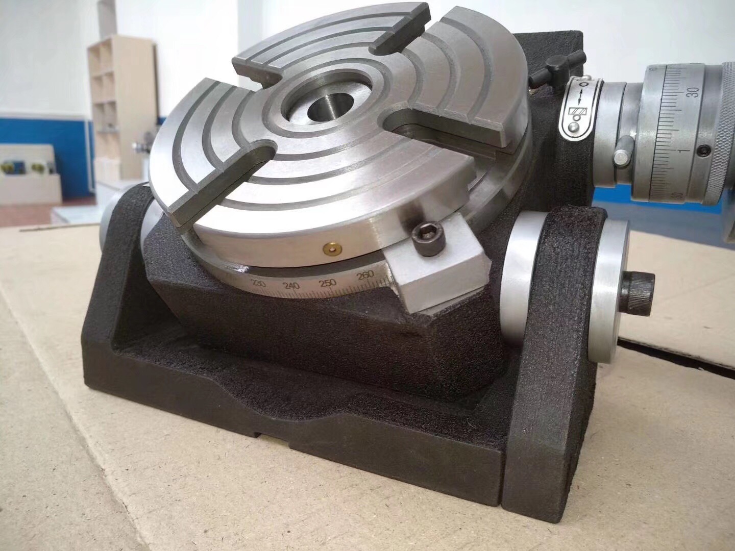 精密tsk6寸可倾斜分度盘可调角度铣床回转工作台360°旋转分度头