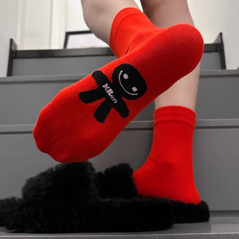 新年大红袜东大门韩版脚底人物字母袜过年本命年袜子男女中筒袜