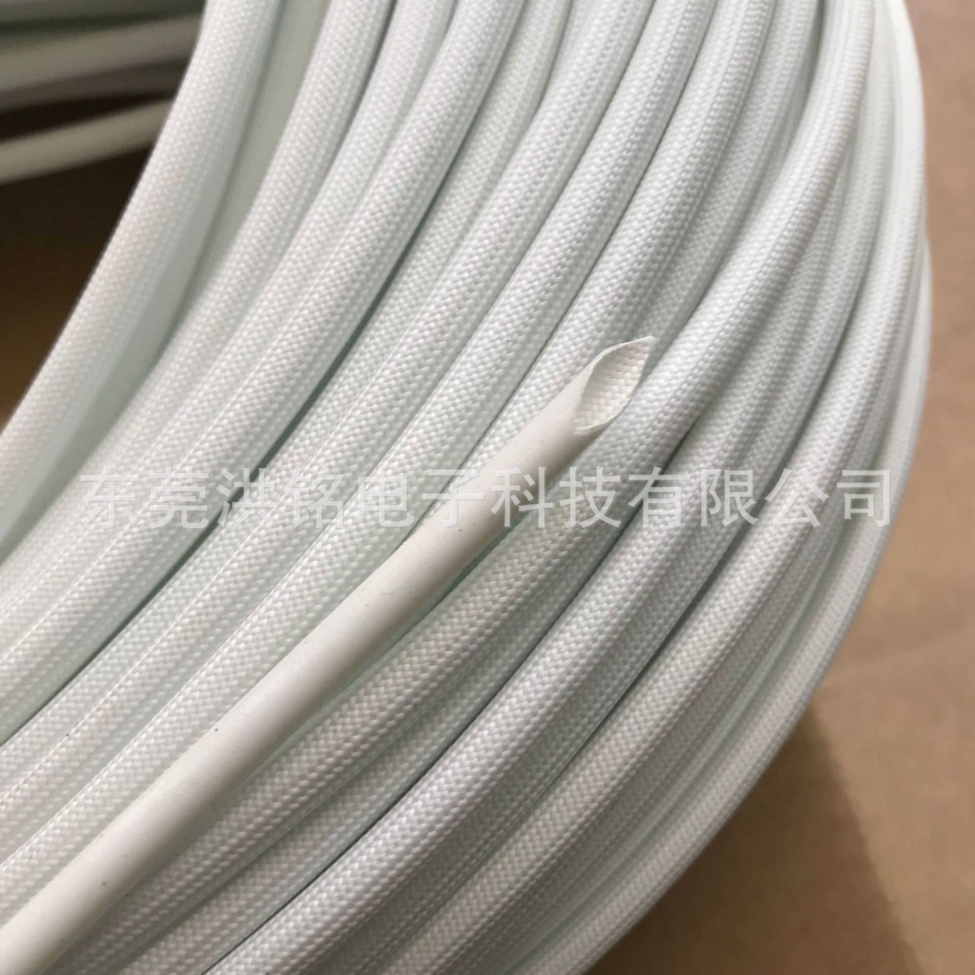 供应内纤外胶耐压1200v玻璃纤维管 4e自熄管 1.2kv玻纤管