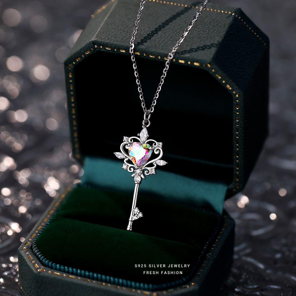日系魔法少女守护钥匙项链女心形幻彩锆石锁骨链时尚百搭饰品批发