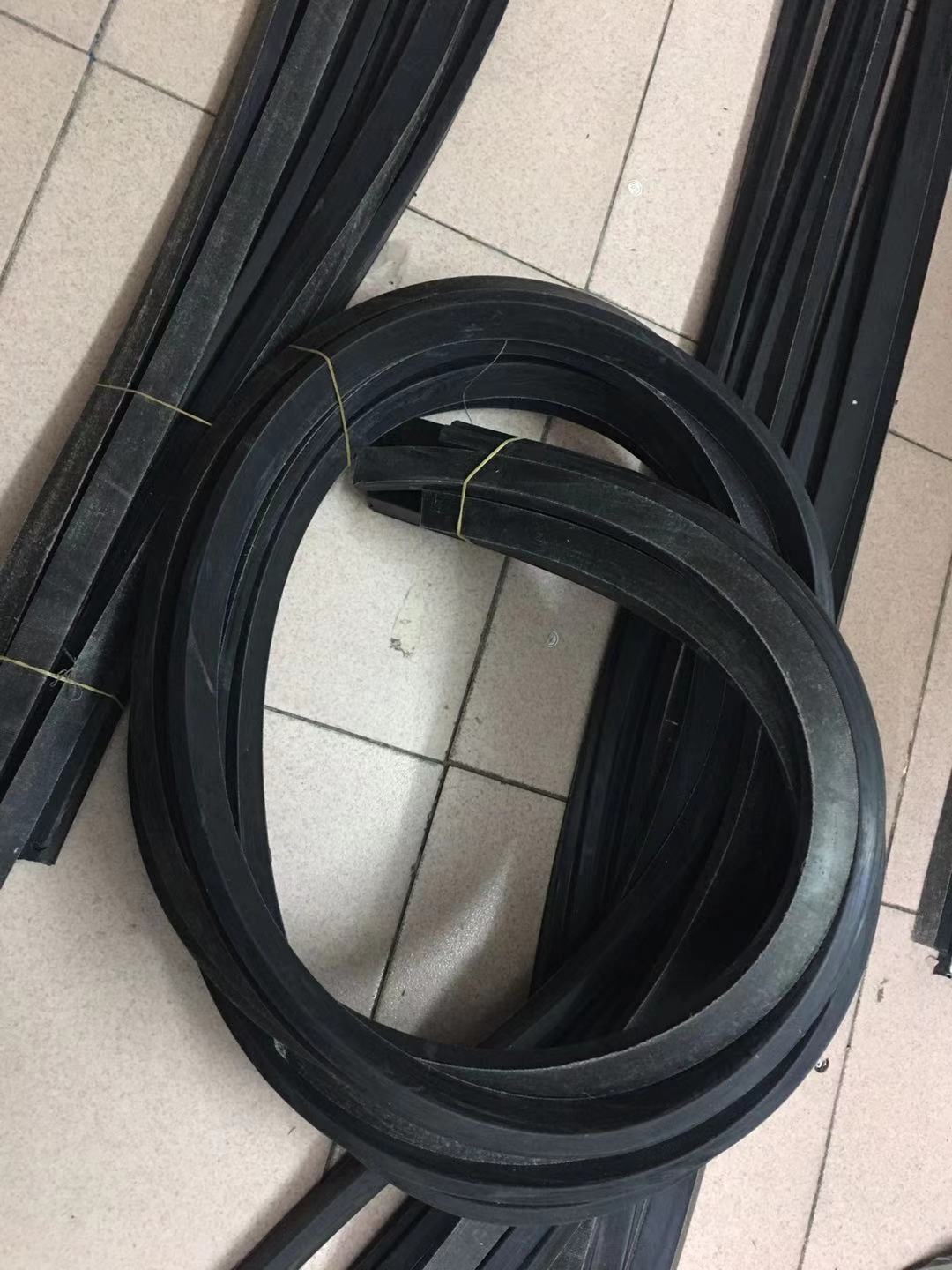 黑色台球橡胶弹力胶条/9尺美式桌球台胶边/12尺英式斯诺克橡胶条