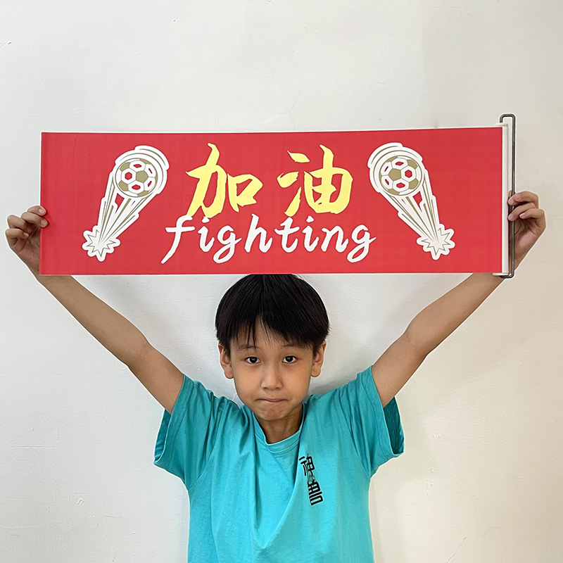 厂家直供自动伸缩手拉旗 彩色拉拉旗横幅pet收缩旗可加印logo