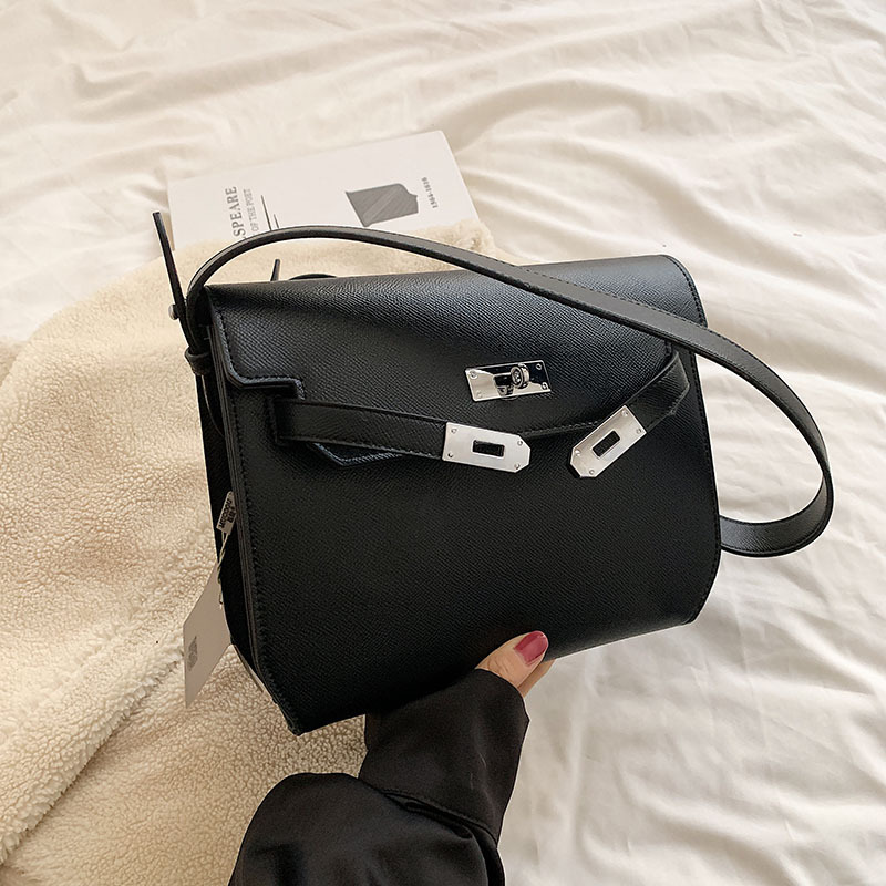 2023 Spring and Summer New Fashionable Small Square Bag Stylish Simple and Versatile Design Shoulder Bag Large-Capacity Crossbody Bag