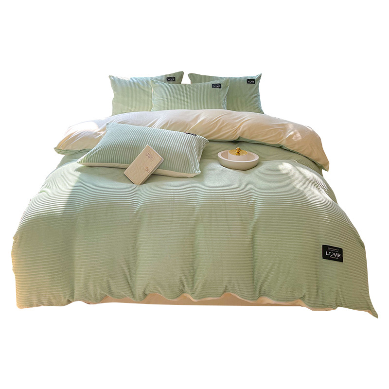 Class A Milk Fiber Four-Piece Set Wholesale Fleece-Lined Bed Three-Piece Set Coral Fleece Bed Sheet Quilt Cover Flannel