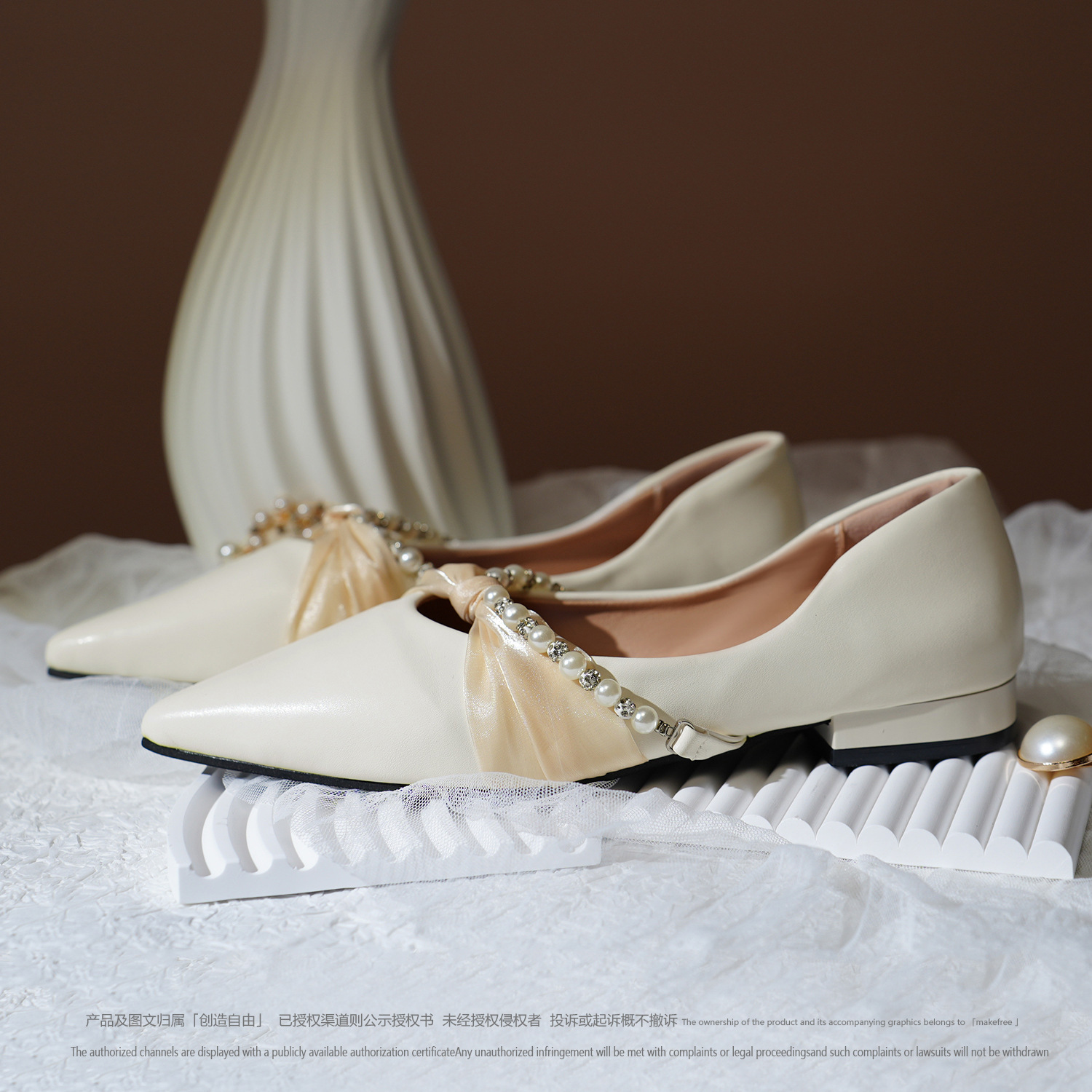 a019春季新款仙女鞋温柔单鞋女鞋子浅口珍珠低跟一脚蹬尖头瓢鞋