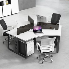 3人6人组合木质办公桌现代简约时尚员工桌屏风办公室职员桌工作位