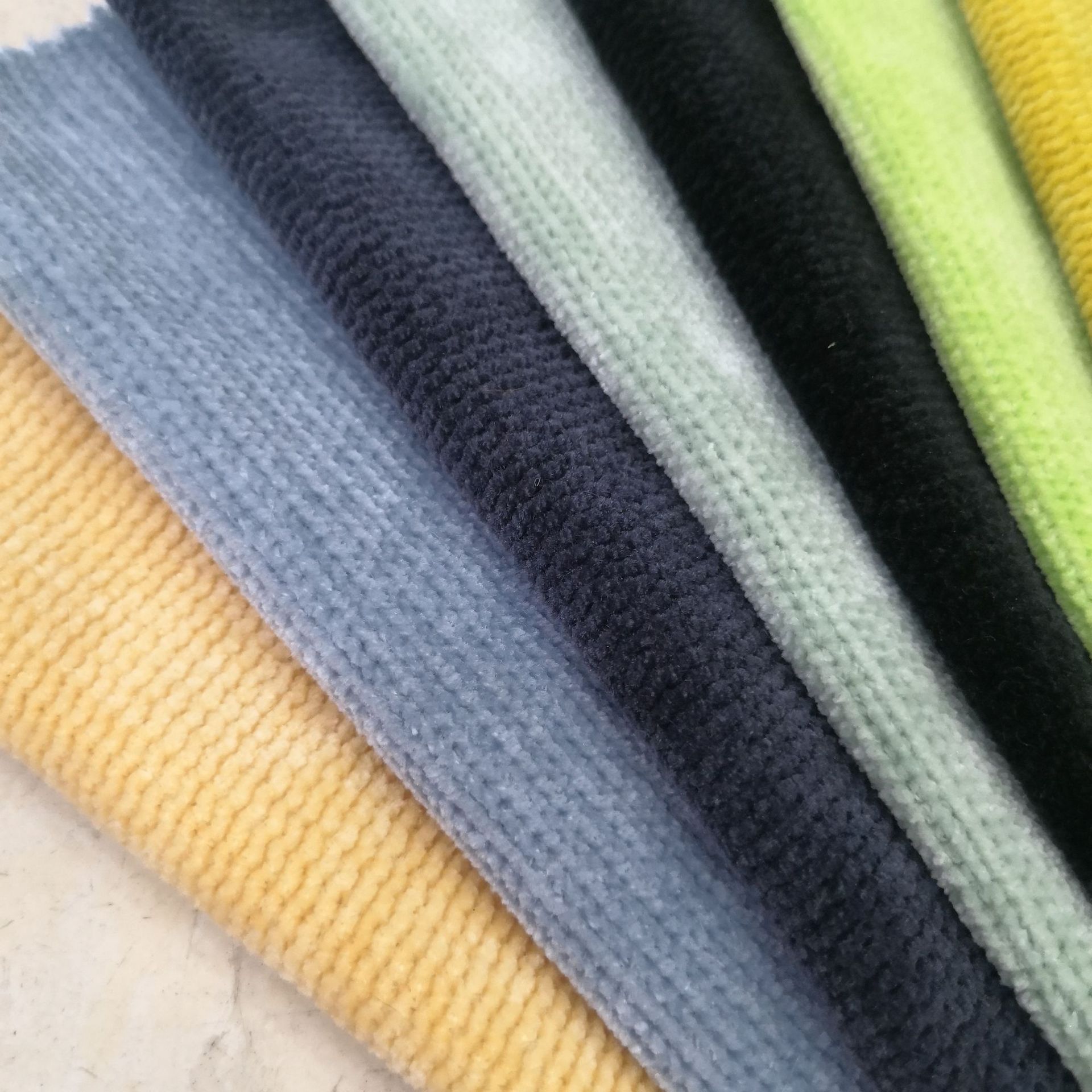 现货 雪尼尔面料 全涤针织雪尼尔仿毛衣绒布 家居服装裤子面料